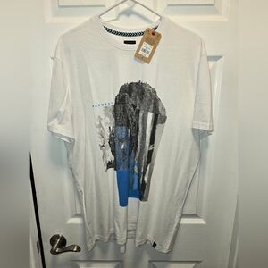Womans tahirt